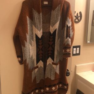 🌵💕Must Have Wild Horses Cardigan size L 🌵🐴💕